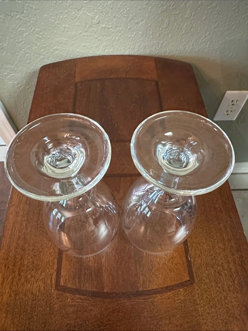 Vintage Laredo Grill Tex-Mex Restaurant Logo Wine/Beer Goblet Glasses - Set of 2